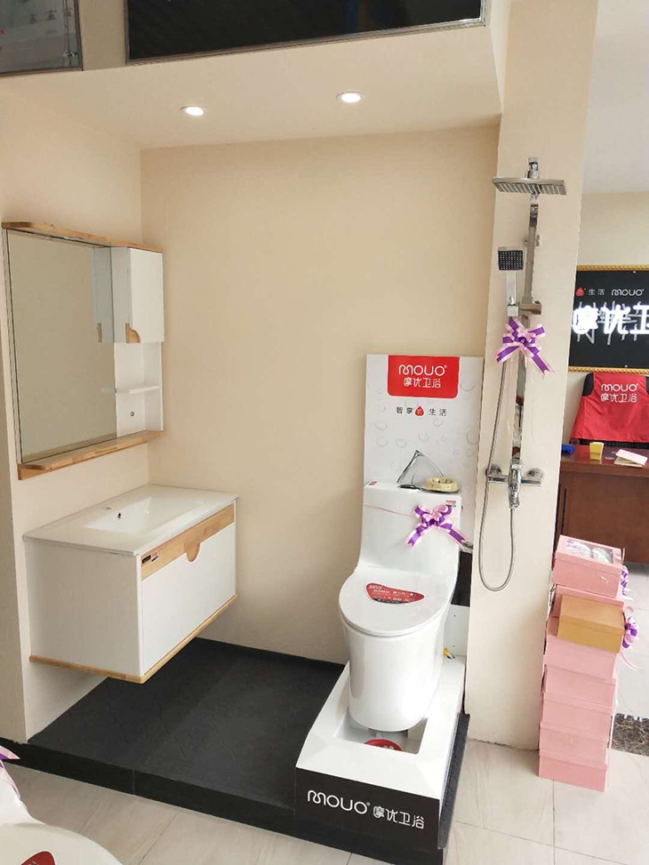 智慧衛浴產品：除智慧坐便器外，還有智慧浴室鏡、智慧水龍頭、智慧晾衣機